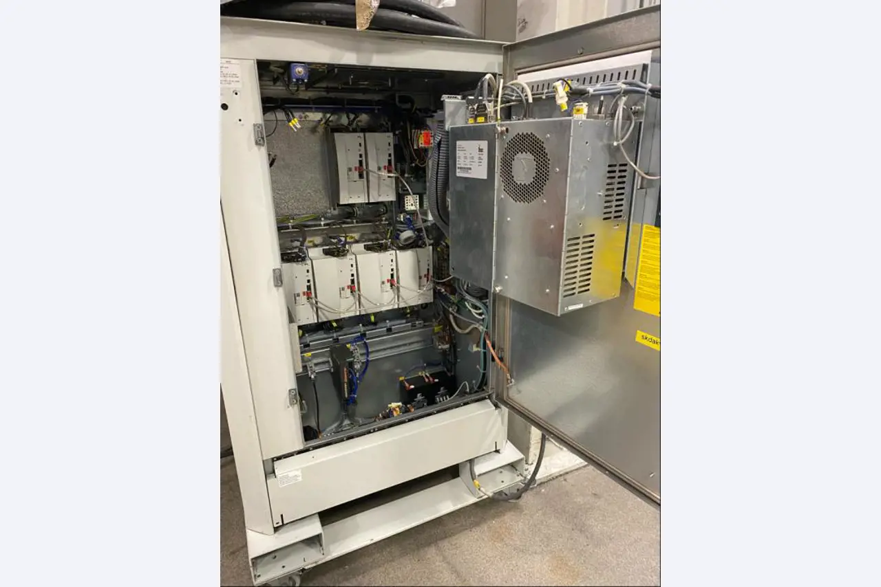 Industrieroboter, Metallbearbeitungsmaschinen sowie Mess- und Prüfgeräte etc.-10